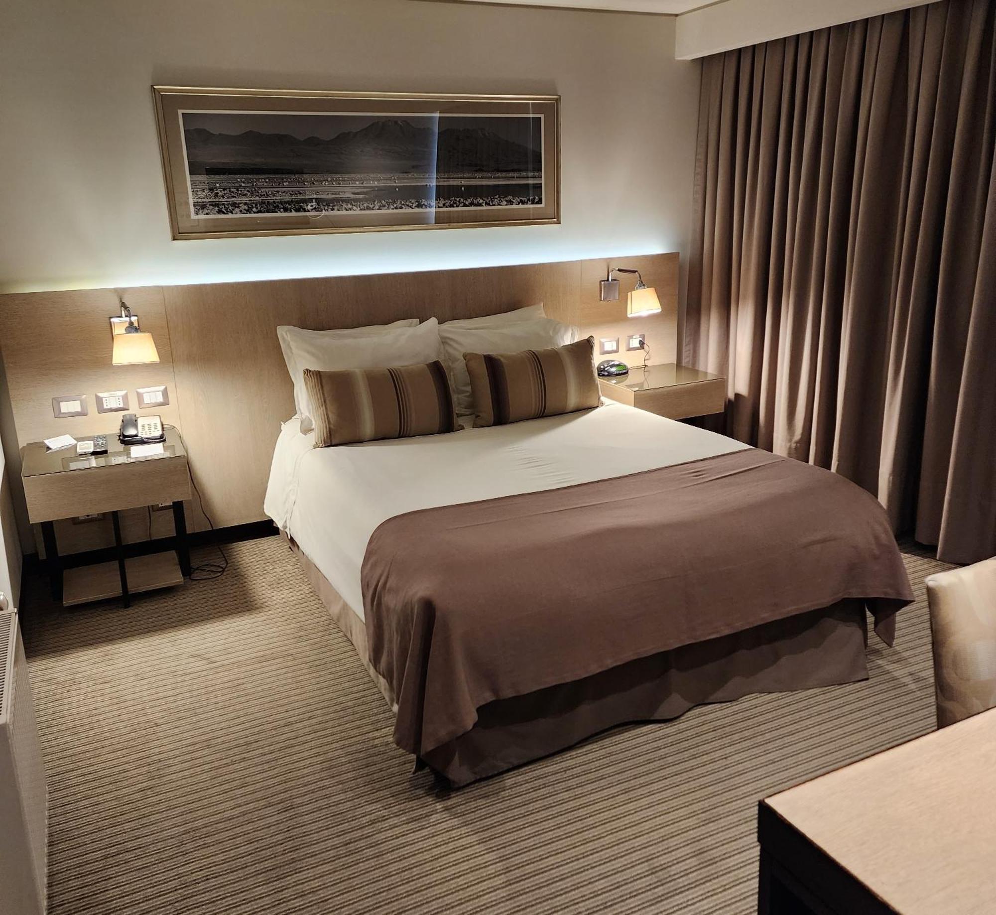 Hotel Los Espanoles Plus Сантьяго Экстерьер фото