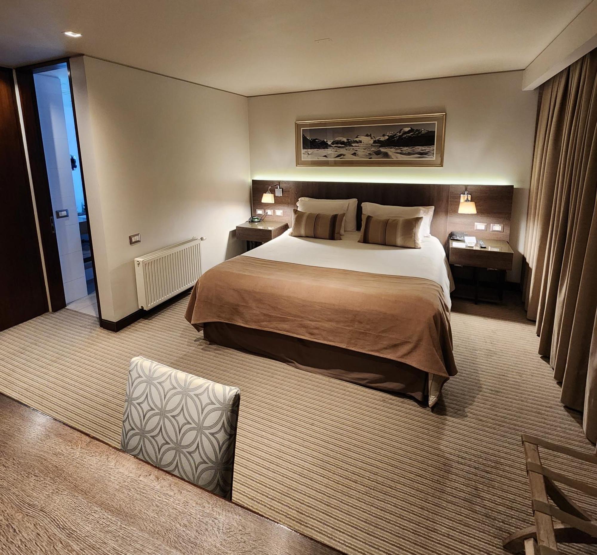 Hotel Los Espanoles Plus Сантьяго Экстерьер фото