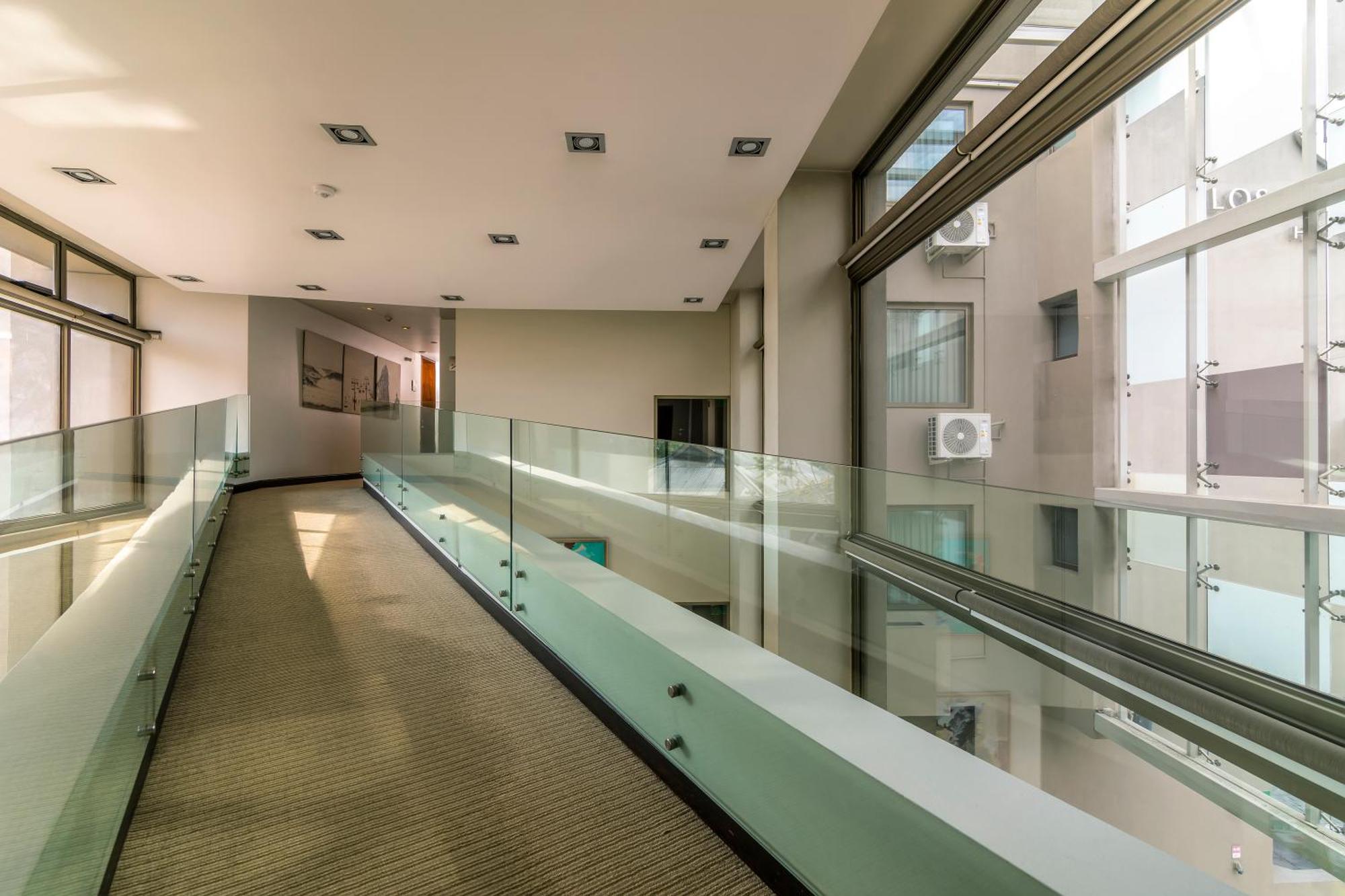 Hotel Los Espanoles Plus Сантьяго Экстерьер фото